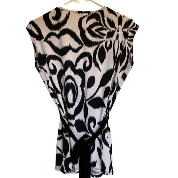 𝅺zoe+skye White black Casual floral Tunic Top, Size Large - Picture 5 of 7